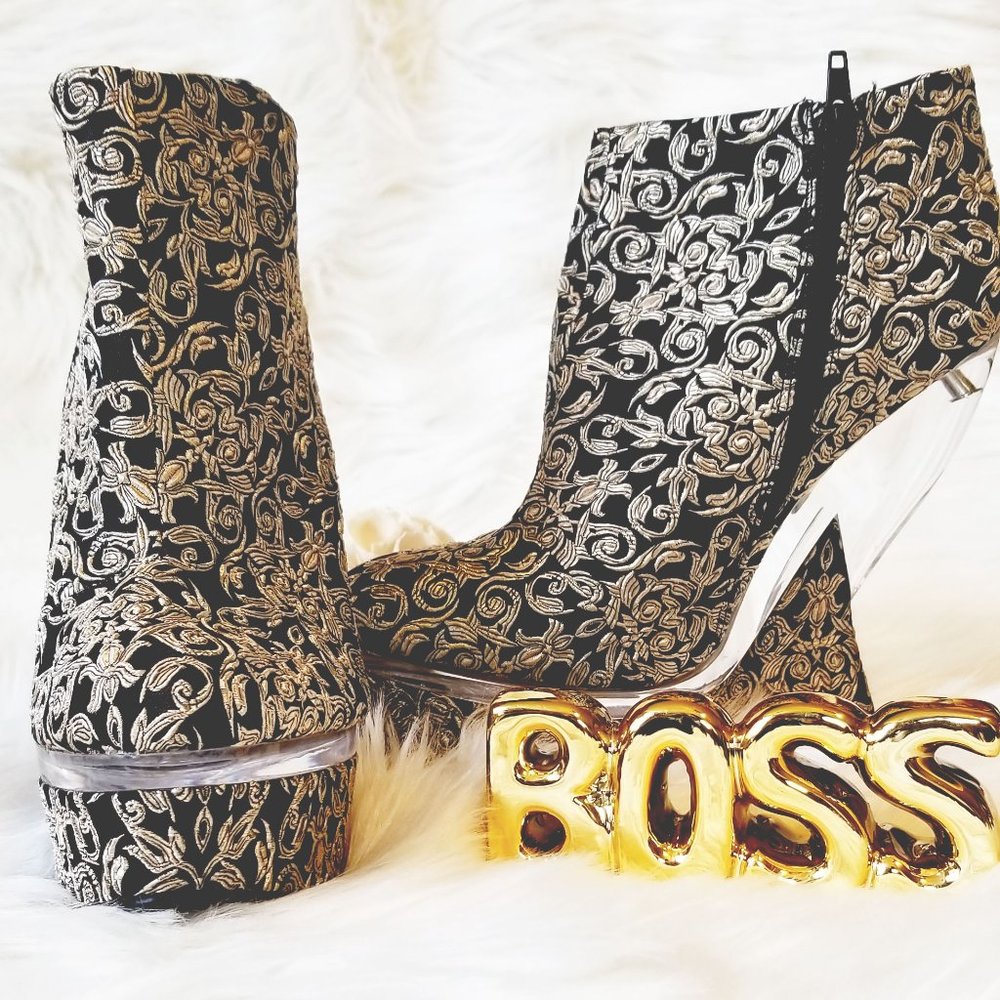 QUPID TAN FLOWER & CLEAR WEDGES